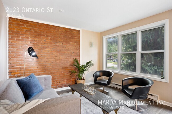 Photo - CHARMING RENOVATED 3 BED/1 BATH HOME WALKERVILLE + UTILITIES