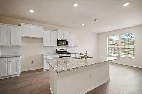 Photo - 1532 Bennington Ln