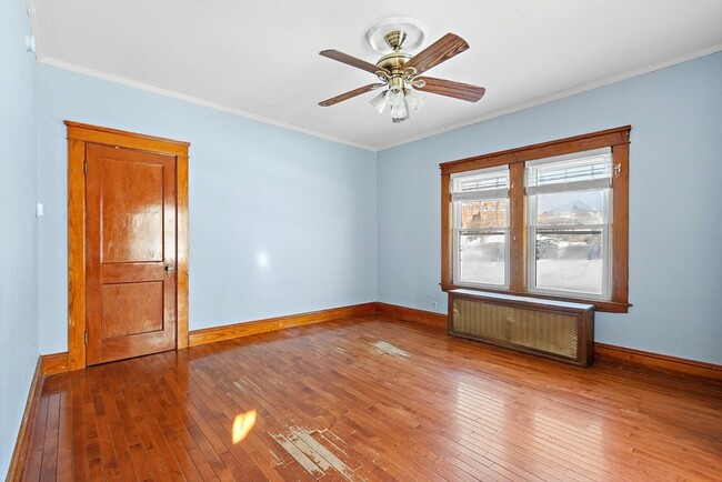 Photo - 92 Sayles St