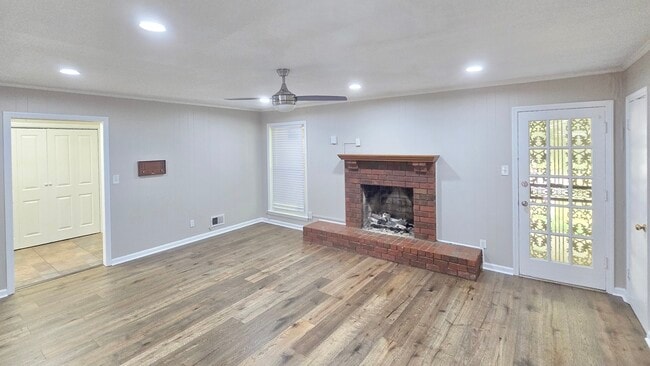 Photo - 3068 S Mendenhall Rd
