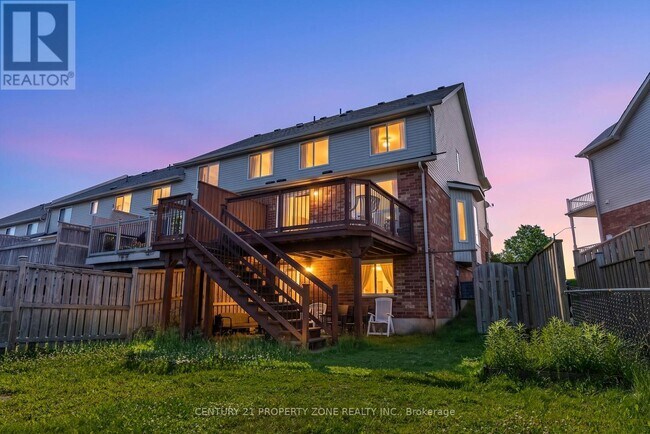 Photo - 75 Benjamin Crescent