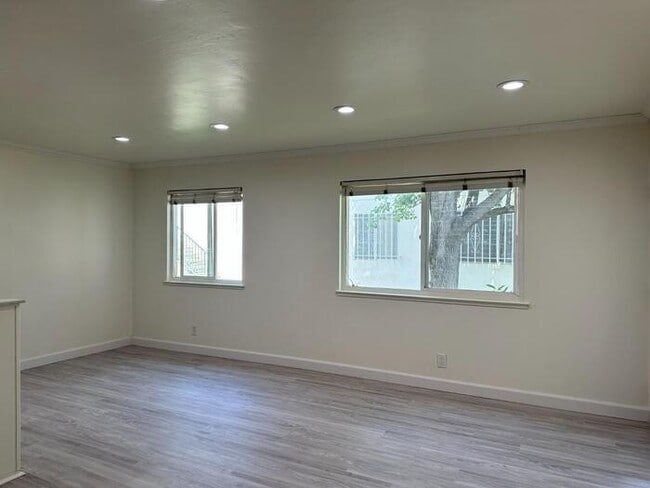 Photo - Beautiful updated 2 Bedroom 1 Bathroom Located in Sacramento