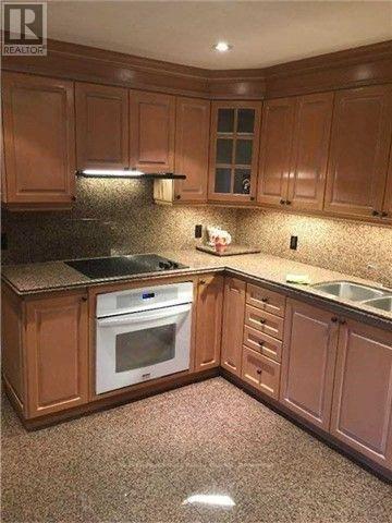 Photo - 58 Brentwood Rd S