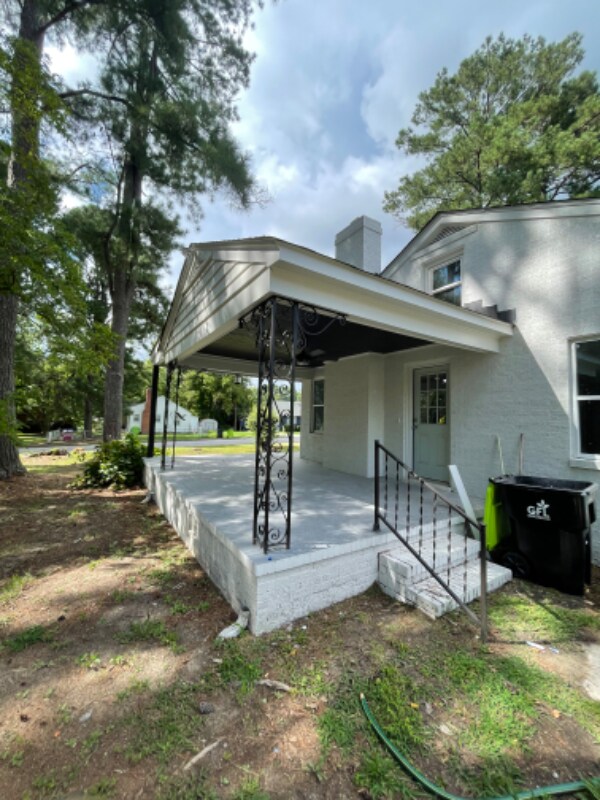 Photo - 423 W Main St