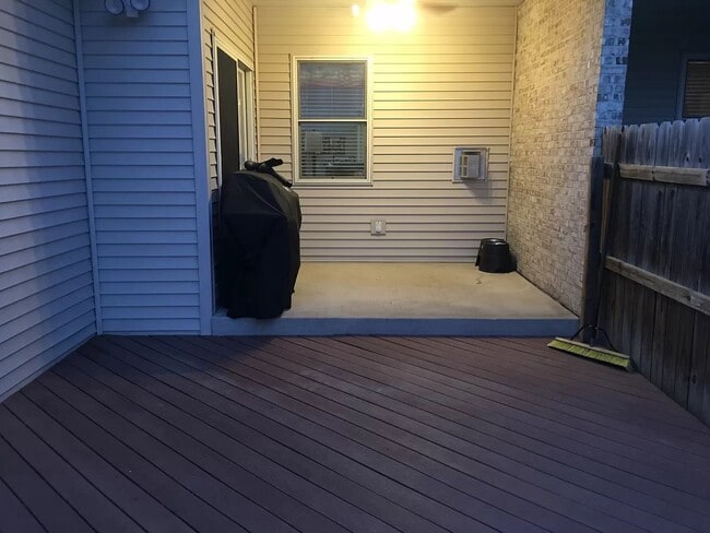 Beautiful 5 Bedroom 3 Bath home Sherman Il... - Beautiful 5 Bedroom 3 Bath home Sherman Il...