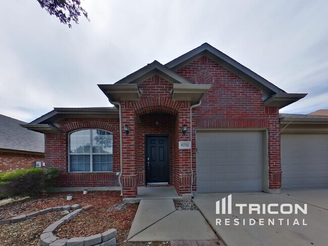 Photo - 6733 Bear Hollow Ct House