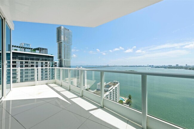 Photo - 2020 N Bayshore Dr Unit 2601