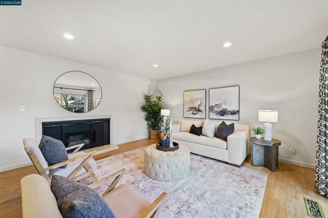 Photo - 1746 Candelero Ct