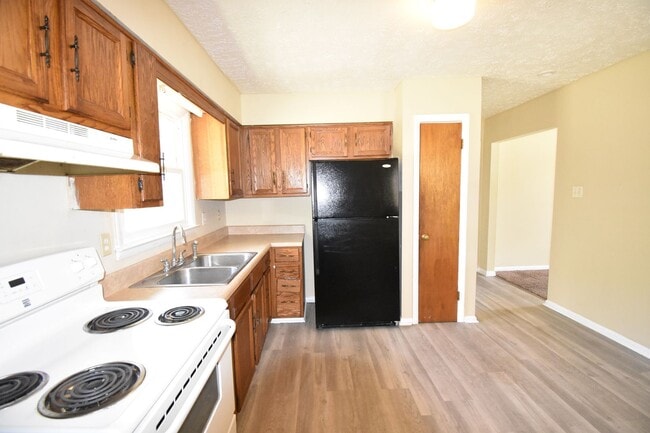 Photo - 3200 Teakwood Ct