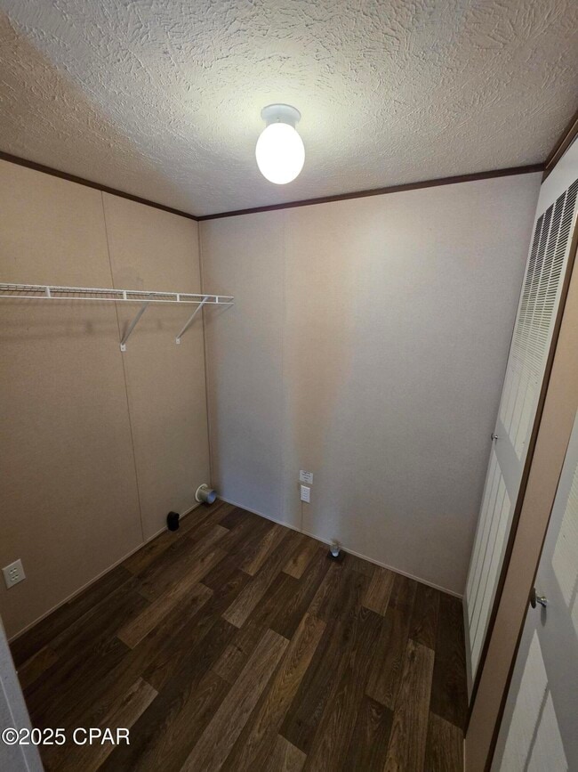 Photo - 2723 E 19th St