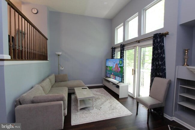 Photo - 6 Halstead Pl