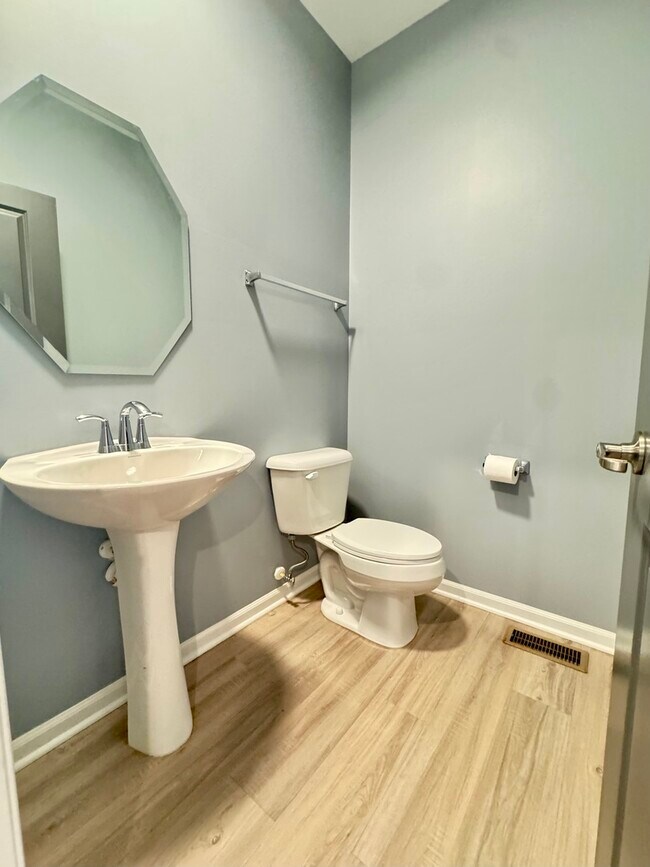 Photo - 15030 W Cyrus Dr