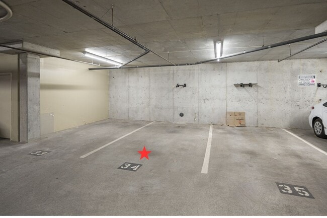 Photo - 1550 Eastlake Ave E