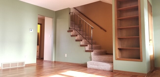 Photo - Beautifully updated two bedroom townhouse, close to the hospital!