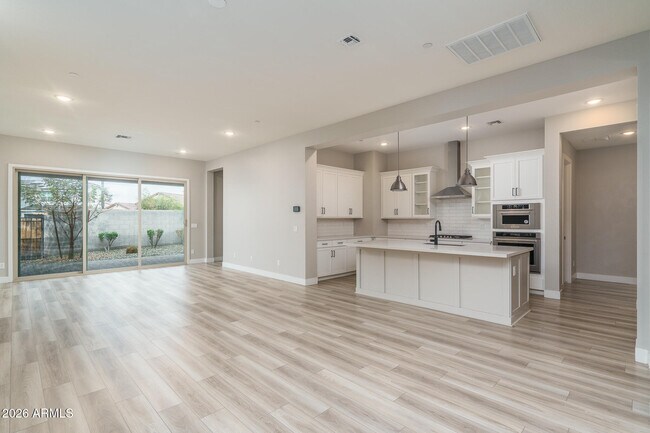 Photo - 14058 W Hubbell St