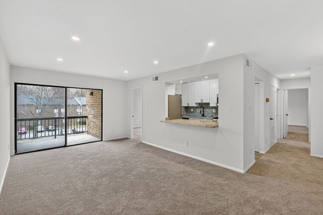 Photo - Gorgeously renovated 3BR/2BTH in Beltsville, MD. Ready for immediate move-in!!! Unit 201