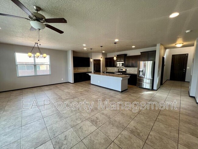 Photo - 7215 Valle Jardin Ln NW