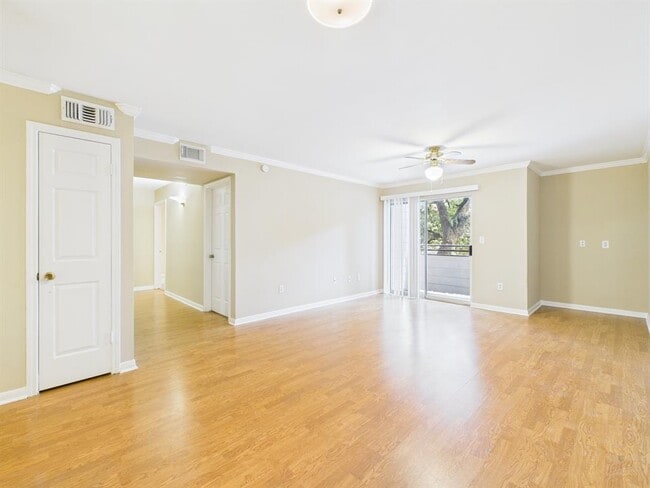 Photo - 501 W 26th St Unit 116