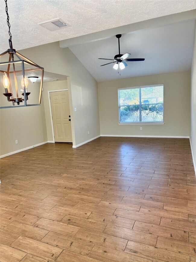 Photo - 16306 Many Trees Ln