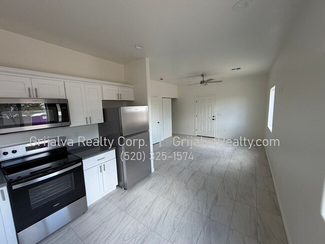 Photo - 4501 S 7th Ave Unit 02