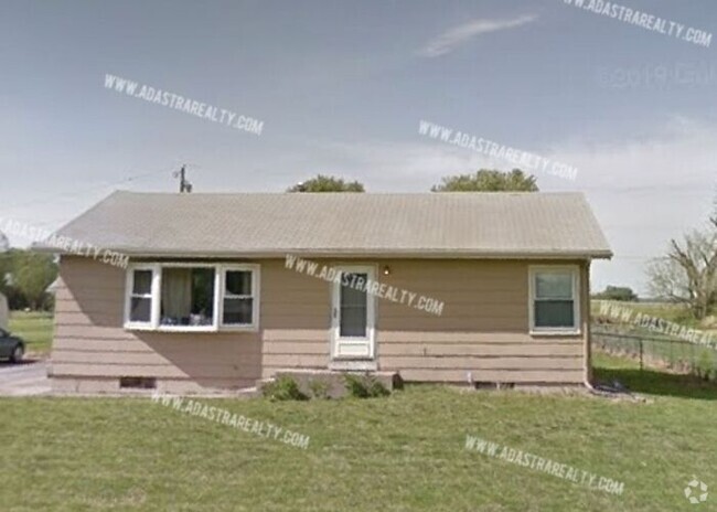 Building Photo - Adorable 2 Bedroom House in Lawrence-Avail...