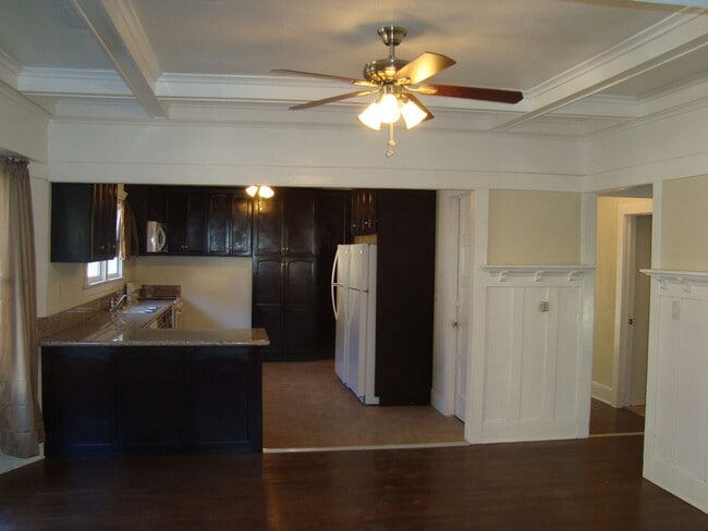 Building Photo - 1378-1380 W 30th Street Unit 1380 House