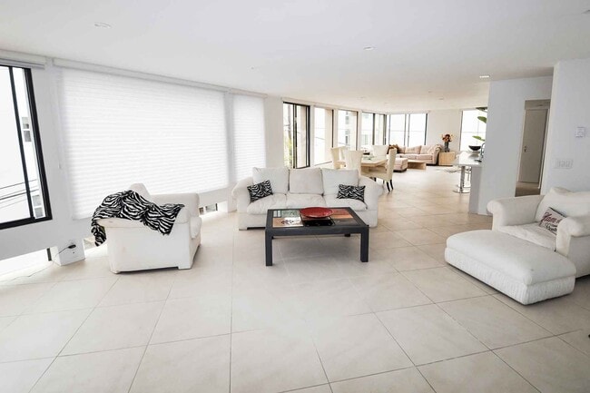 Photo - 18 Union Jack St Unit 101