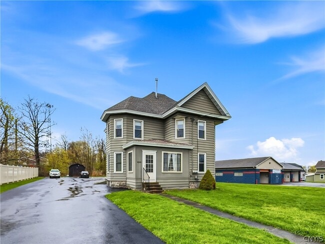 Photo - 9595 Brewerton Rd