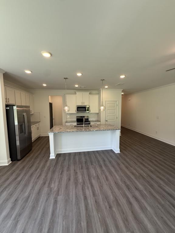 5669 Overview Dr