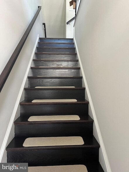 Photo - 2732 Wessex Cir