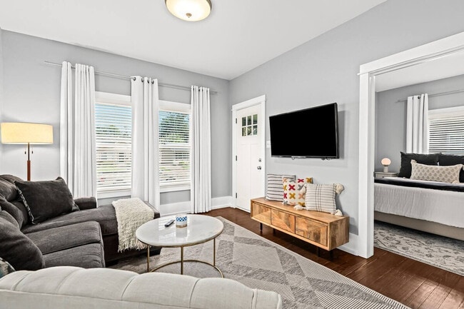 Photo - 818 Etowah Ave Apartment Unit ID1032341P