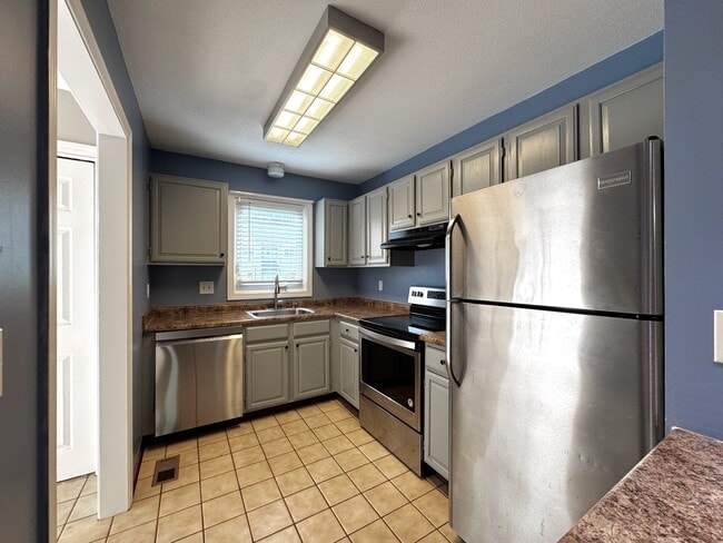 Photo - 114 Oak Ridge Dr Unit 114 Oak Ridge Dr