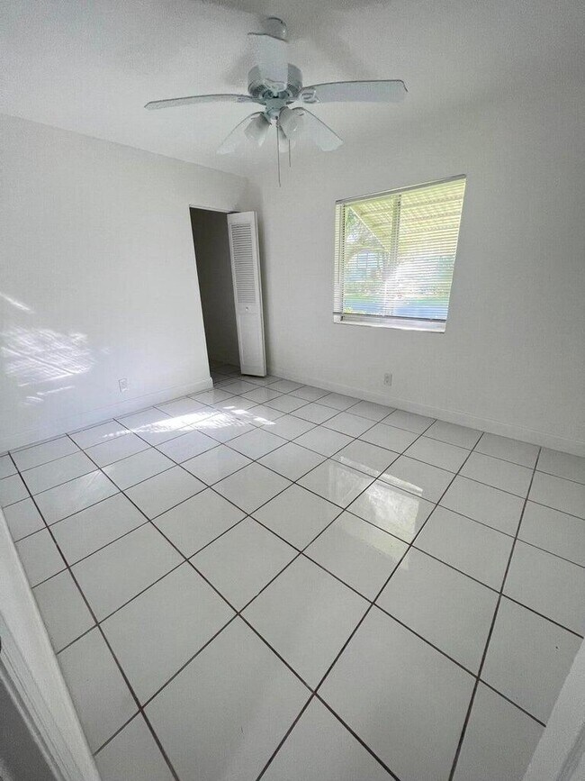 Photo - 4835 Sable Pine Cir Unidad D1