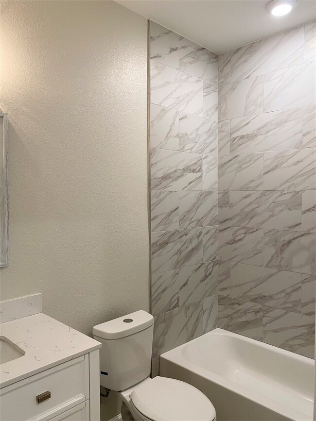 Photo - 7910 Avenue B