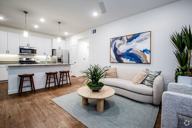 Building Photo - North Ridge Rental