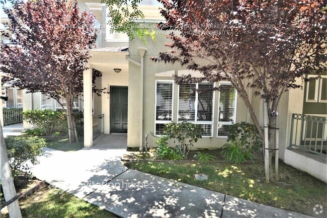 Building Photo - 12076 S Broadway Rental