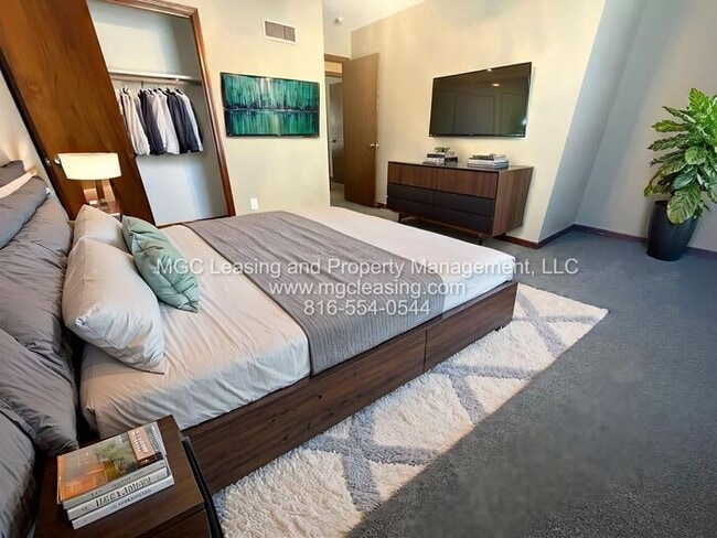 Photo - Millwood Townhomes Special - $1,000 Rent Credit - Apply Now!