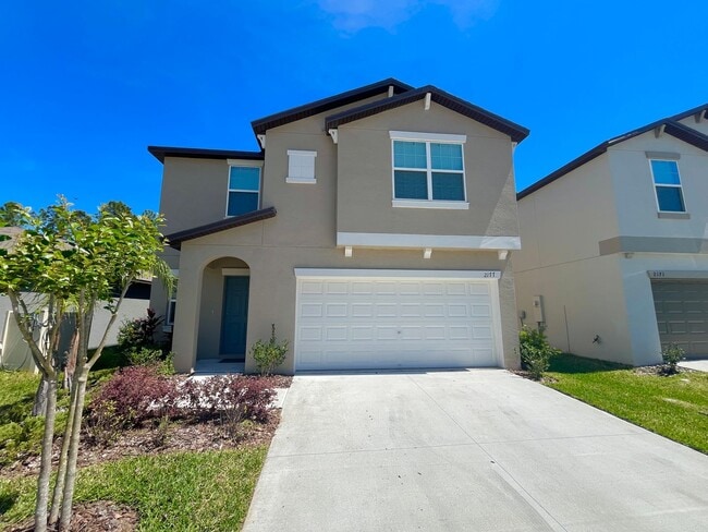 Sapcious 5-Bedroom Home In Quiet Lakeland ... - Sapcious 5-Bedroom Home In Quiet Lakeland ...