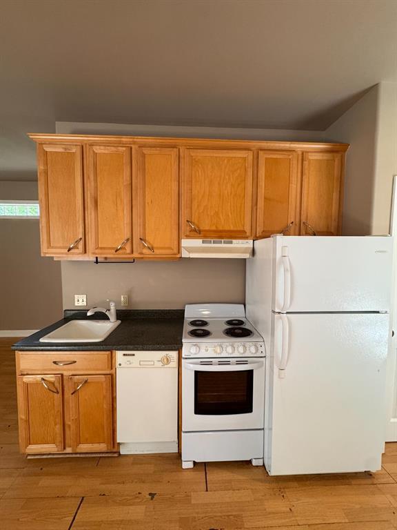 Photo - 201 W 33rd St