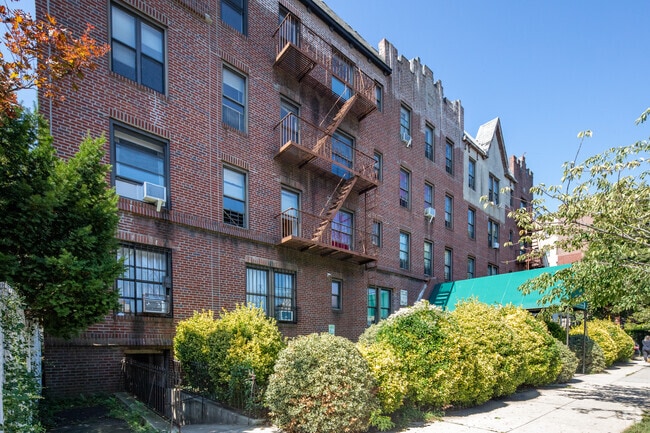 86-02 Forest Parkway