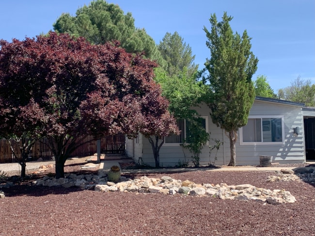 Photo - 685 Ocotillo Cir House