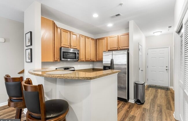 Photo - 834A S Warren St Unit 834A