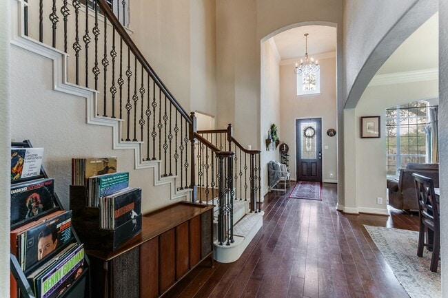 Photo - GORGEOUS HOME IN BELTERRA WITH SPARKLING POOL & SERVICE INCLUDED