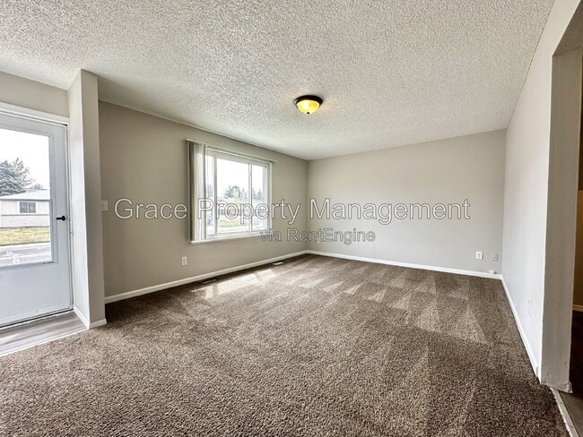 Photo - 3801 E 117th Ave