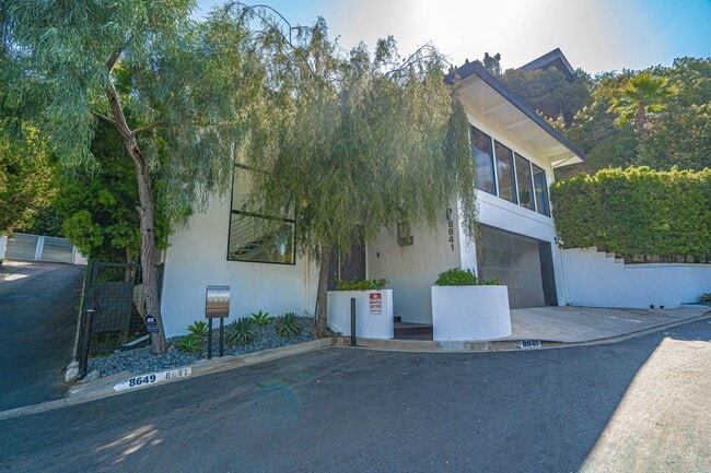 Photo - COMING SOON! 3 Bedroom Home for Rent in West Hollywood!