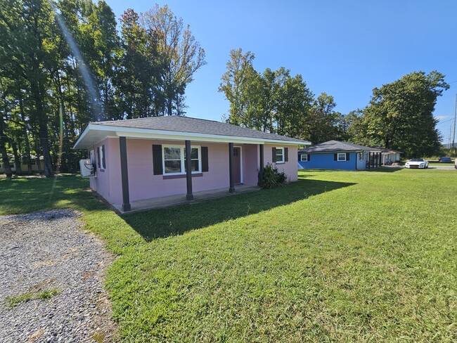 Photo - 2911 Dallas Cherryville Hwy