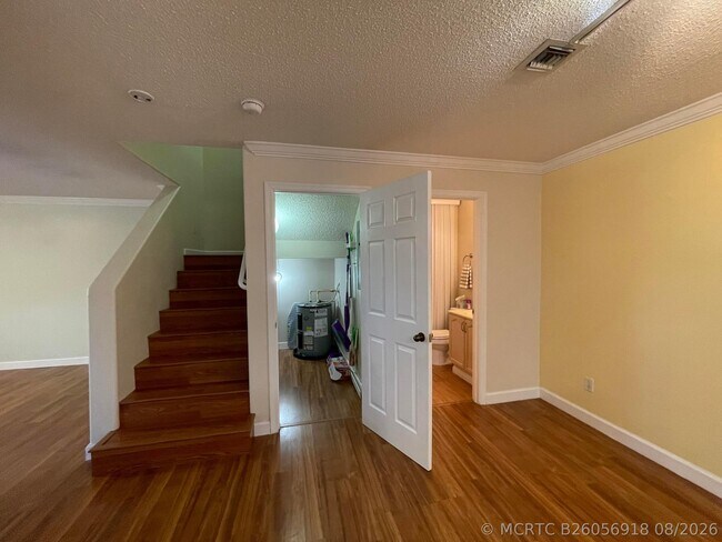 Photo - 2932 SW 22nd Cir Unit 13D