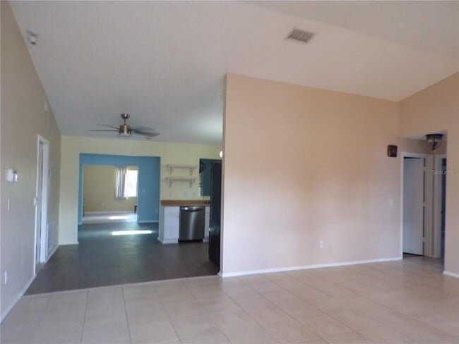Photo - 18407 Avon Ave