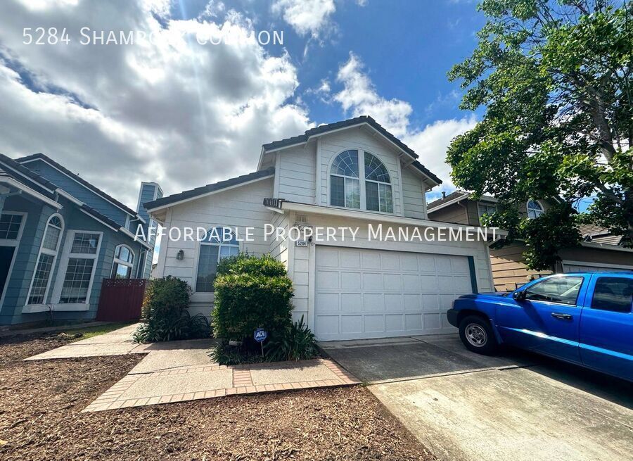 Photo - 5284 Shamrock Common-