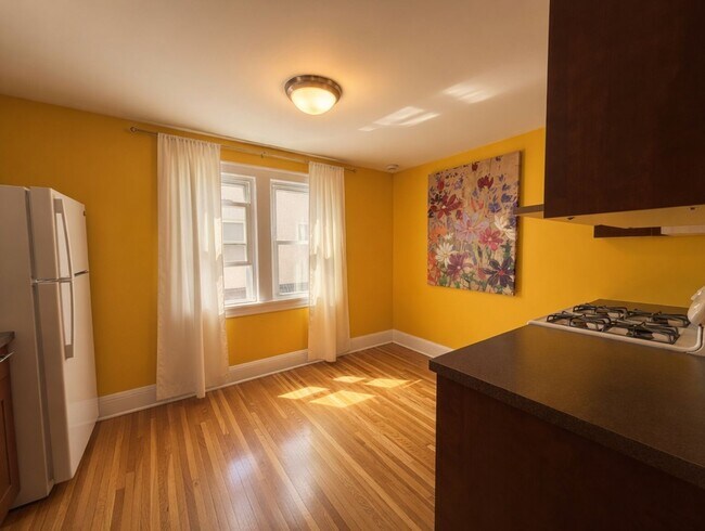 Photo - Updated 1 bedroom 1 bath, Upper Level Unit